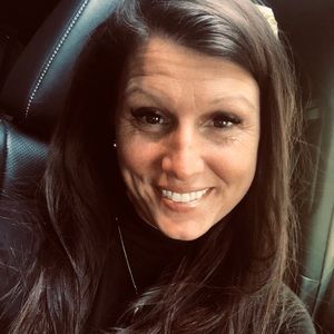 Meet your Posher, Tonya